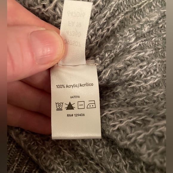 Venus Sweater Grey and Silver Metallic Size M - Picture 6 of 11